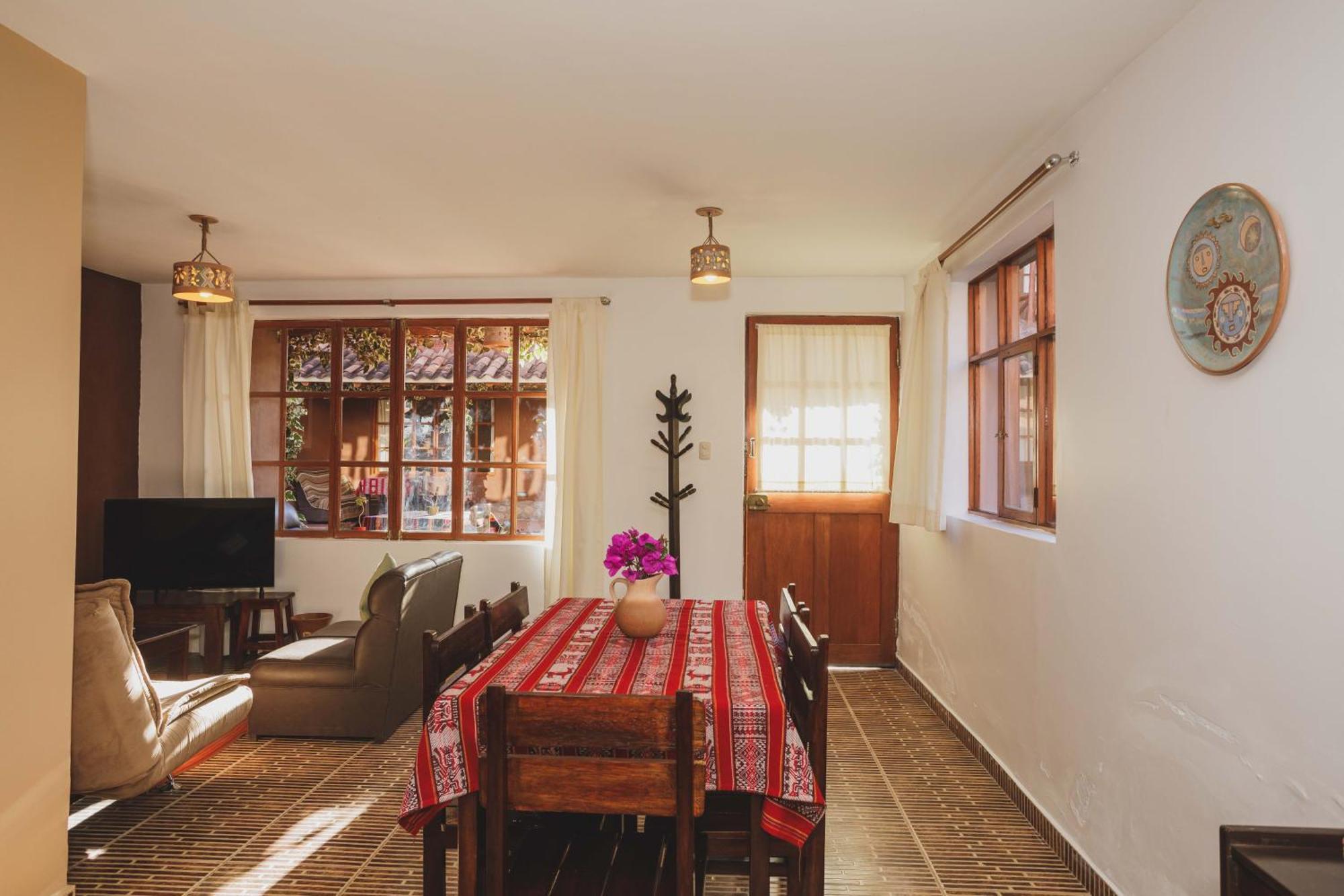 Kutimuy Lodge Urubamba Buitenkant foto